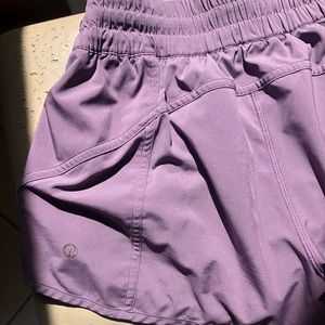 Lululemon tracker shorts
